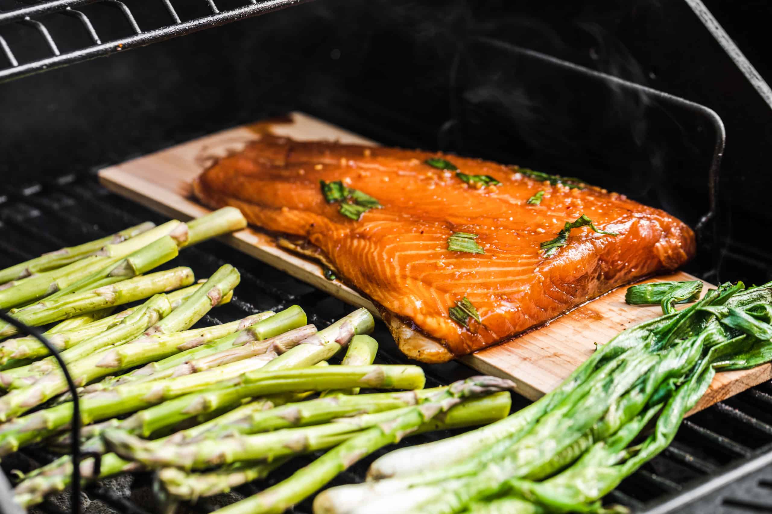 plank grilling with salmon and asparagus